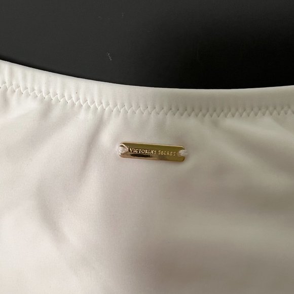 Victoria Secret Large L Cheeky Bikini Bottom V Hardware White Sexy - Picture 8 of 9
